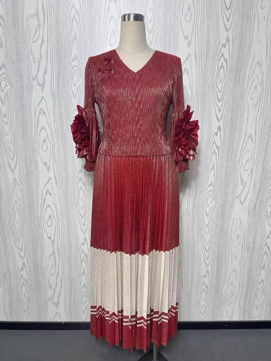 European, American, Middle Eastern Hand Embroidered Folded Gold Plated Dress Cross border 3D Decoration Loose and Elegant Autumn Long Dress European, American, Middle Eastern Hand Embroidered Folded Gold Plated Dress Cross border 3D Decoration Loose and Elegant Autumn Long Dress