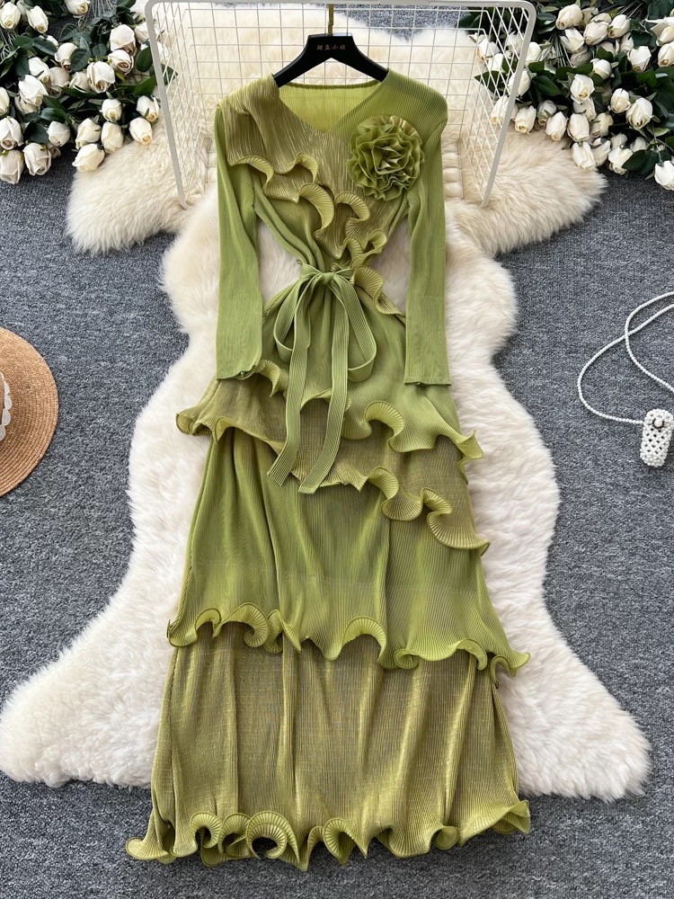 Cross border cake skirt with fungus edge, three-dimensional flower decoration, hot stamping, lace up pleated dress, French European and American pleated dress Cross border cake skirt with fungus edge, three-dimensional flower decoration, hot stamping, lace up pleated dress, French European and American pleated dress