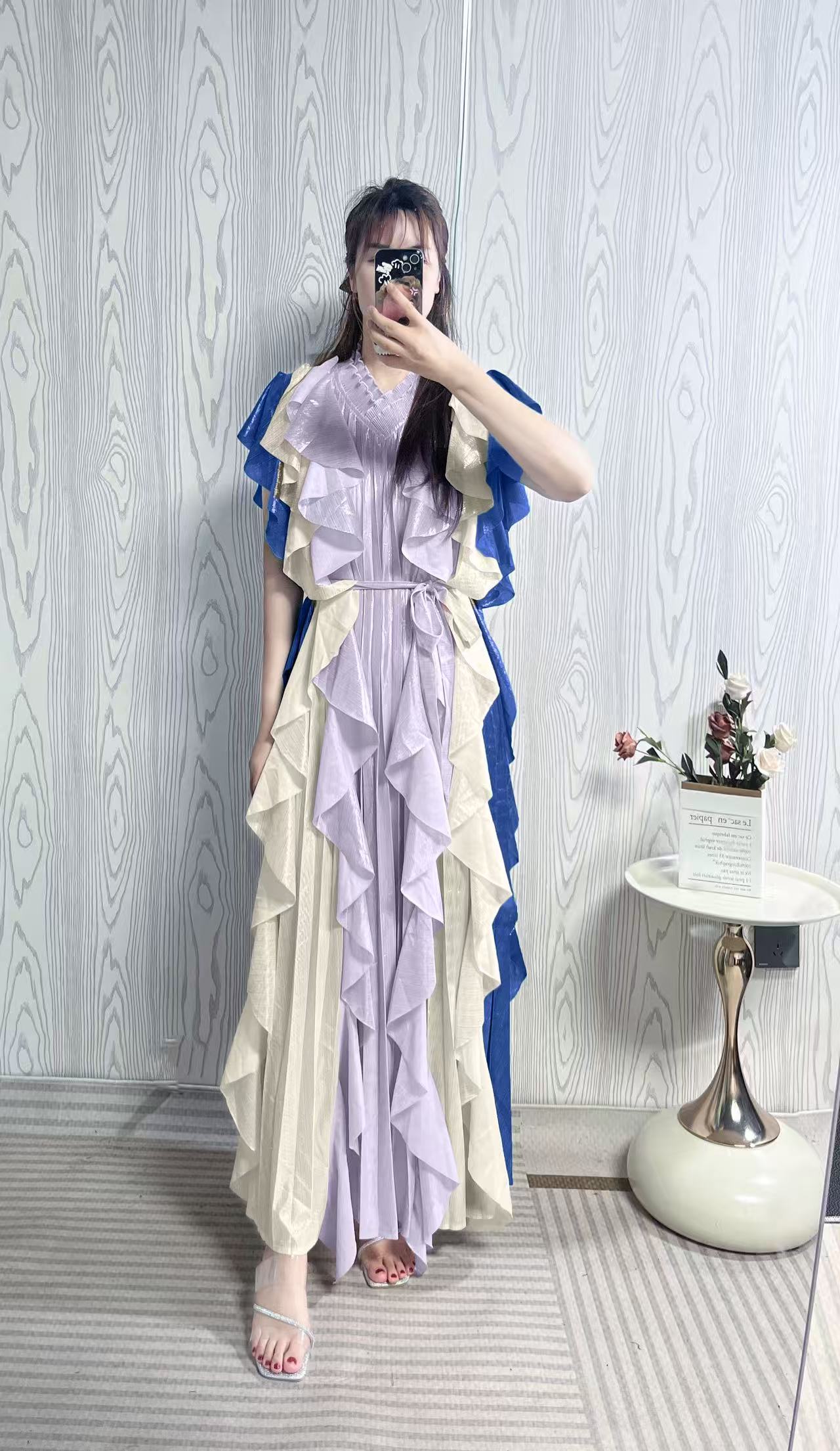 Design sense: Color blocked ruffle edge dress with pleats, high waist, European and American cross-border gold stamping heavy industry, elegant long skirt with fungus edge Design sense: Color blocked ruffle edge dress with pleats, high waist, European and American cross-border gold stamping heavy industry, elegant long skirt with fungus edge