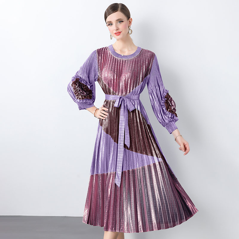 Miyake 2025 Cross border High end Hot Stamped Lantern Sleeve Folded Dress with Strap up 3D Decorative Flower Fairy Style Skirt Miyake 2025 Cross border High end Hot Stamped Lantern Sleeve Folded Dress with Strap up 3D Decorative Flower Fairy Style Skirt