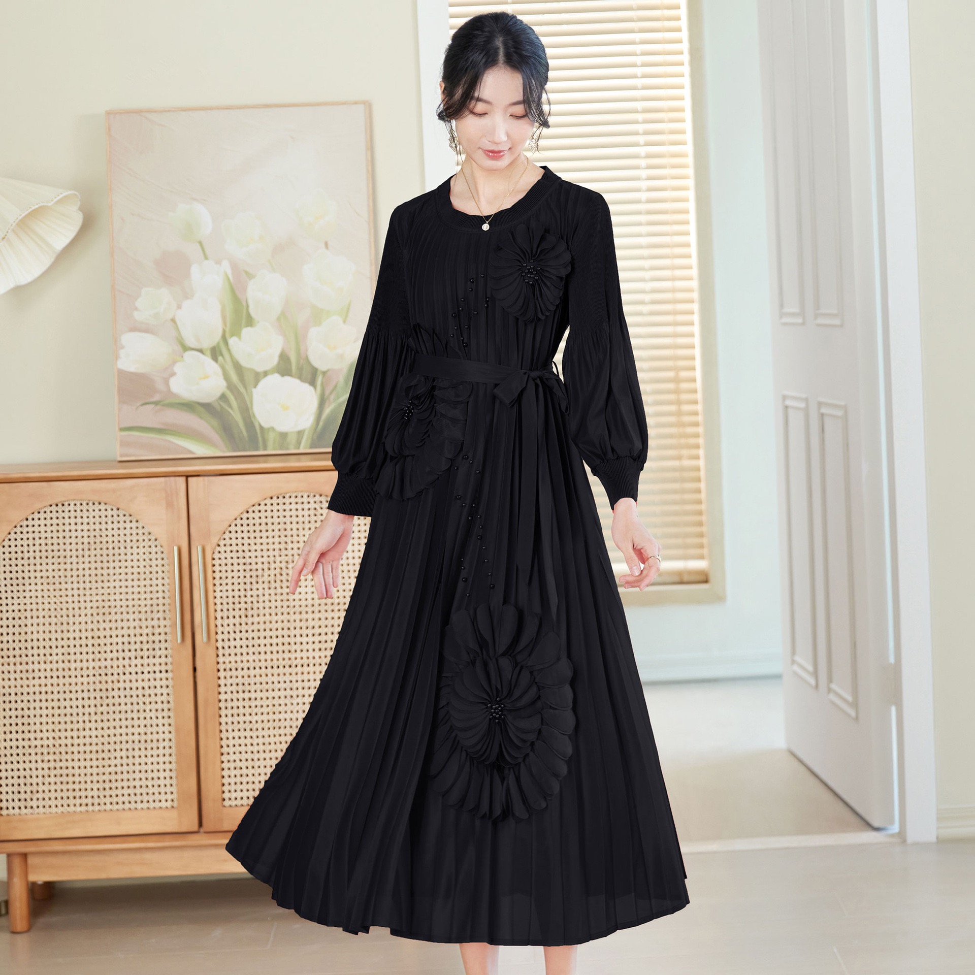 Miyake Europe and America Cross border Elegant Heavy Industry Three dimensional Flower Nail Bead Pendant Dress Loose Folded Dress for Women Miyake Europe and America Cross border Elegant Heavy Industry Three dimensional Flower Nail Bead Pendant Dress Loose Folded Dress for Women