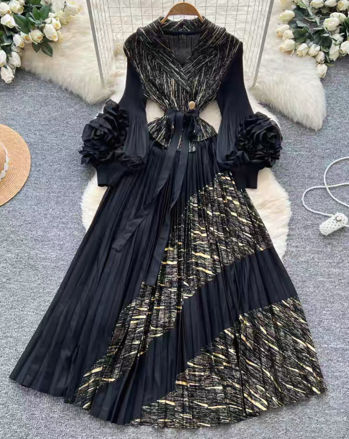 Miyake European and American foreign trade plate flower three-dimensional flower decoration pleated gold foil splicing dress lantern sleeves women's large swing skirt Miyake European and American foreign trade plate flower three-dimensional flower decoration pleated gold foil splicing dress lantern sleeves women's large swing skirt