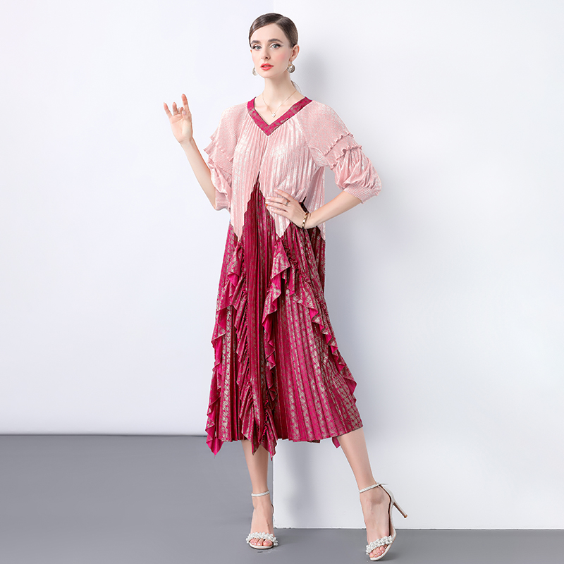 Miyake Summer Cross border Design with Lotus Leaf Edges, Mushroom Edges, Wrinkles, Hot Stamping Printing, Heavy Industry Seaside Vacation Dress Miyake Summer Cross border Design with Lotus Leaf Edges, Mushroom Edges, Wrinkles, Hot Stamping Printing, Heavy Industry Seaside Vacation Dress