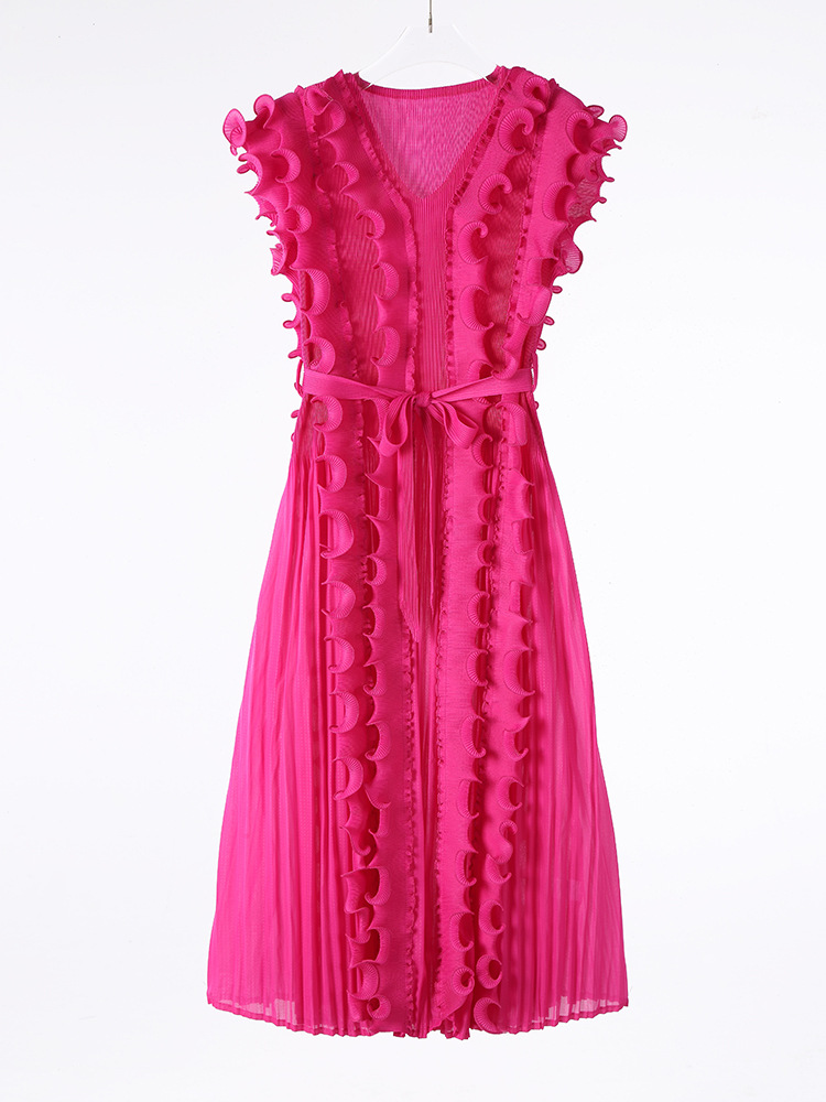 Miyake Cross border European and American Folded Mushroom Edge Design Sense V-neck Sleeveless Dress in Large Size Looks Thin with Lotus Leaf Edge in Africa Miyake Cross border European and American Folded Mushroom Edge Design Sense V-neck Sleeveless Dress in Large Size Looks Thin with Lotus Leaf Edge in Africa