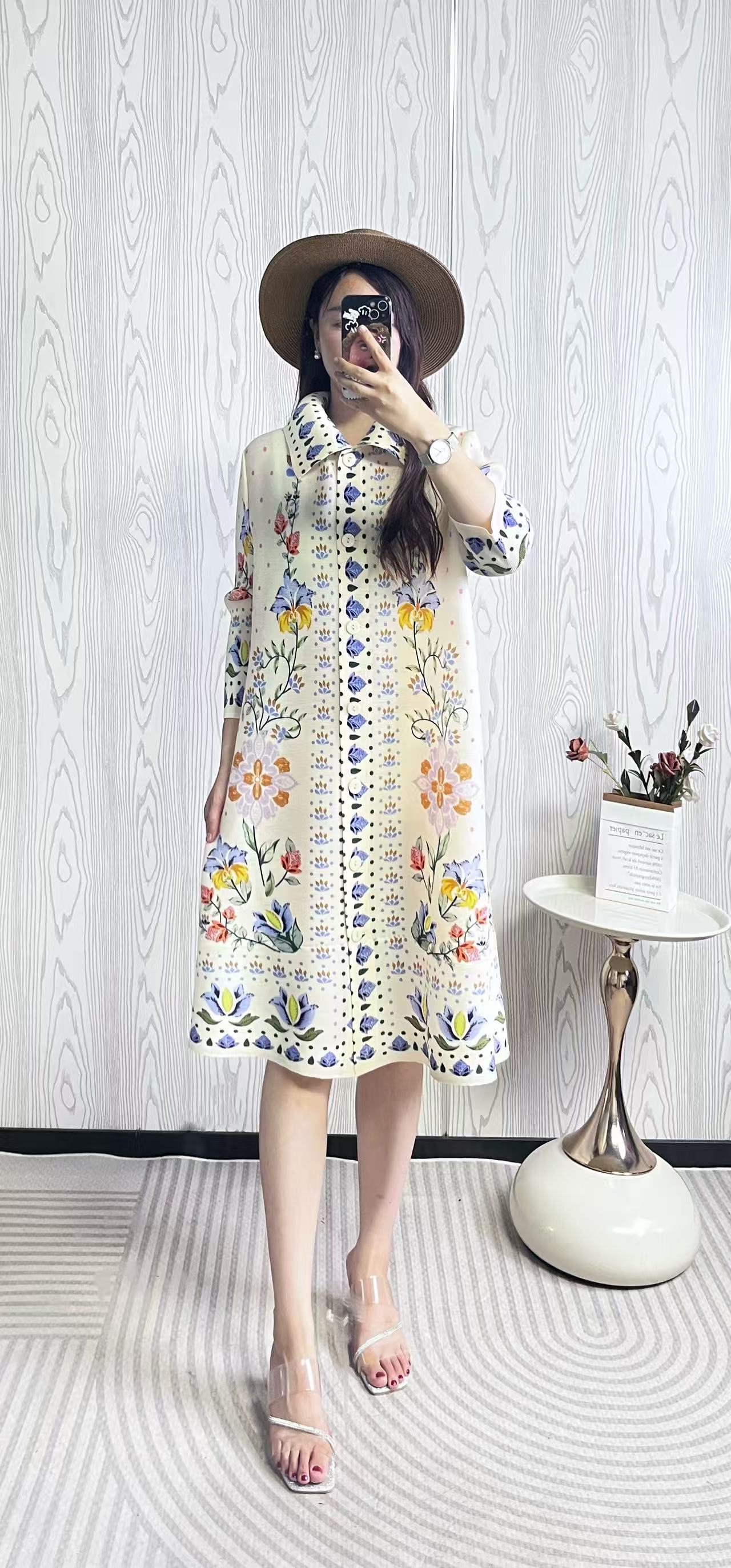 Original factory quality discount straight Miyake pleated medium long print slimming and age reducing mm dress with nine quarter sleeves Original factory quality discount straight Miyake pleated medium long print slimming and age reducing mm dress with nine quarter sleeves