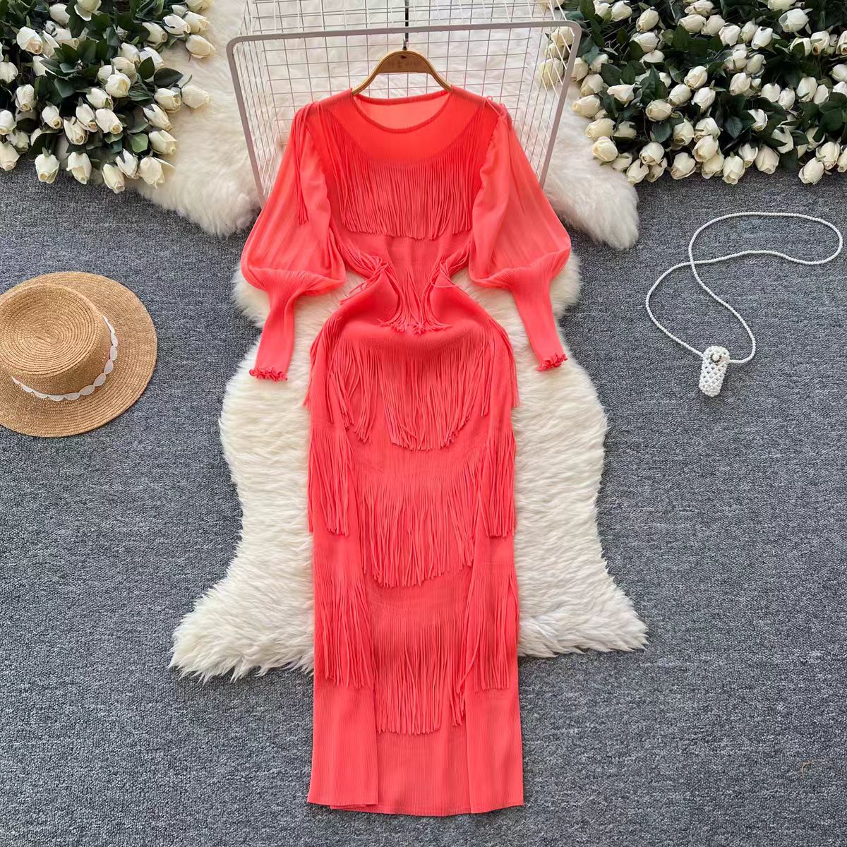 Miyake Spring and Autumn tassel design, cross-border pleated dress, round neck lantern sleeves, large size, Middle East, Europe and America, women's drape feeling Miyake Spring and Autumn tassel design, cross-border pleated dress, round neck lantern sleeves, large size, Middle East, Europe and America, women's drape feeling