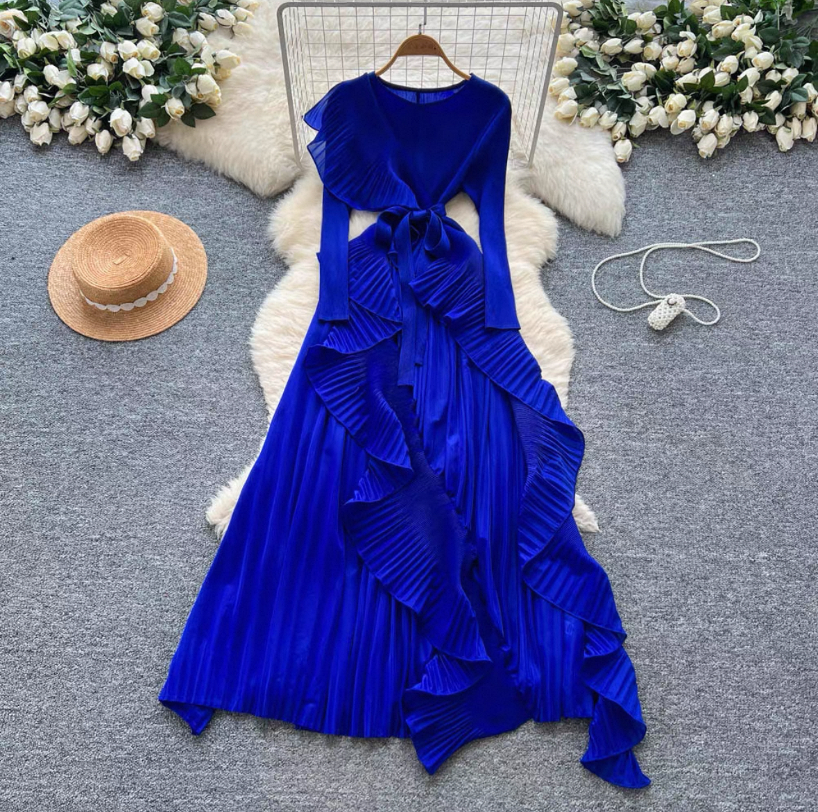 Lotus leaf edge pleated autumn strap irregular design sense foreign trade dress pleated 2025 cross-border women's dress Lotus leaf edge pleated autumn strap irregular design sense foreign trade dress pleated 2025 cross-border women's dress