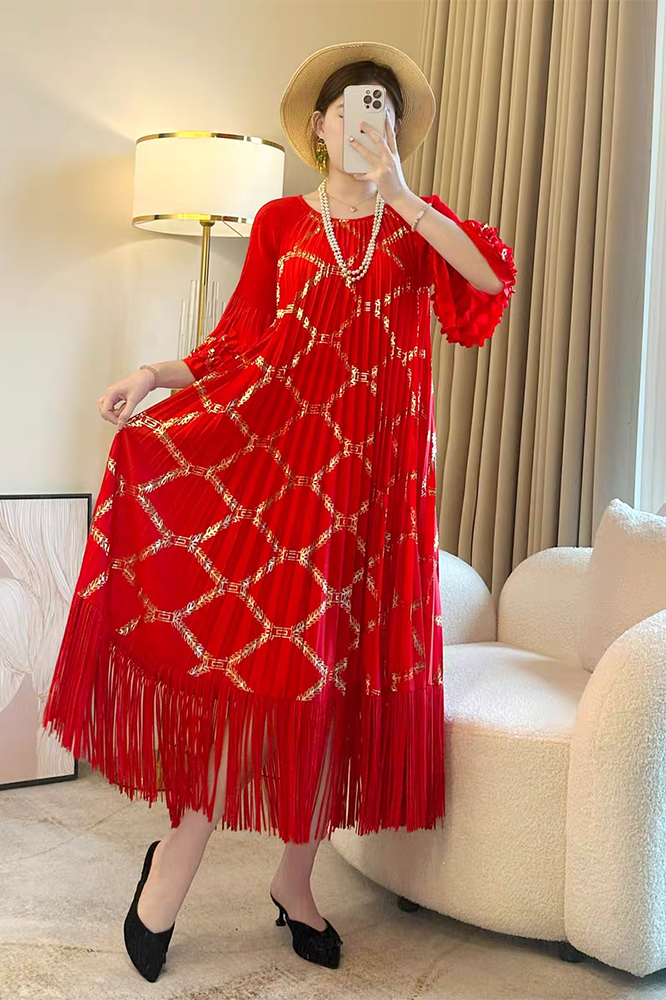 Miyake European and American cross-border hot stamping fashionable pleated dress with flared sleeves, large swing and hanging tassel long skirt, loose and slimming Miyake European and American cross-border hot stamping fashionable pleated dress with flared sleeves, large swing and hanging tassel long skirt, loose and slimming