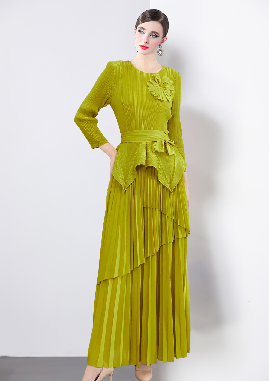 Three dimensional floral decoration top with long lace up pleated skirt, foreign trade European and American style pleated set with lining fabric Three dimensional floral decoration top with long lace up pleated skirt, foreign trade European and American style pleated set with lining fabric