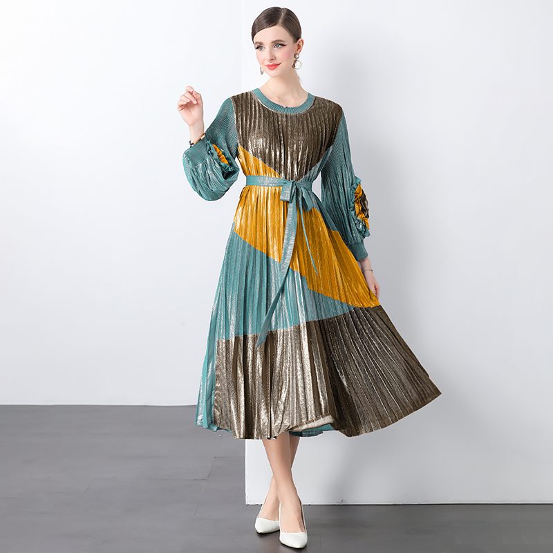 Miyake 2025 Cross border High end Hot Stamped Lantern Sleeve Folded Dress with Strap up 3D Decorative Flower Fairy Style Skirt Miyake 2025 Cross border High end Hot Stamped Lantern Sleeve Folded Dress with Strap up 3D Decorative Flower Fairy Style Skirt