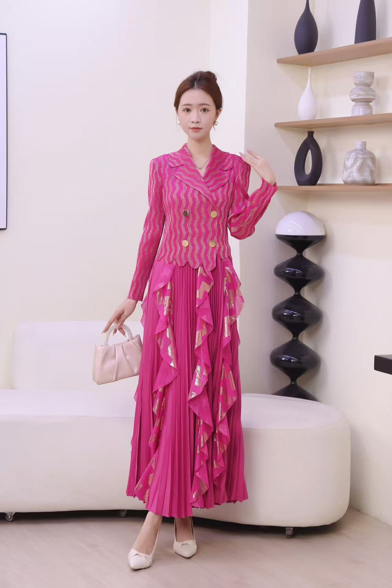 European and American cross-border three bedroom patchwork lotus leaf edge hot stamping pleated dress suit collar double breasted waist cinched long sleeved dress European and American cross-border three bedroom patchwork lotus leaf edge hot stamping pleated dress suit collar double breasted waist cinched long sleeved dress