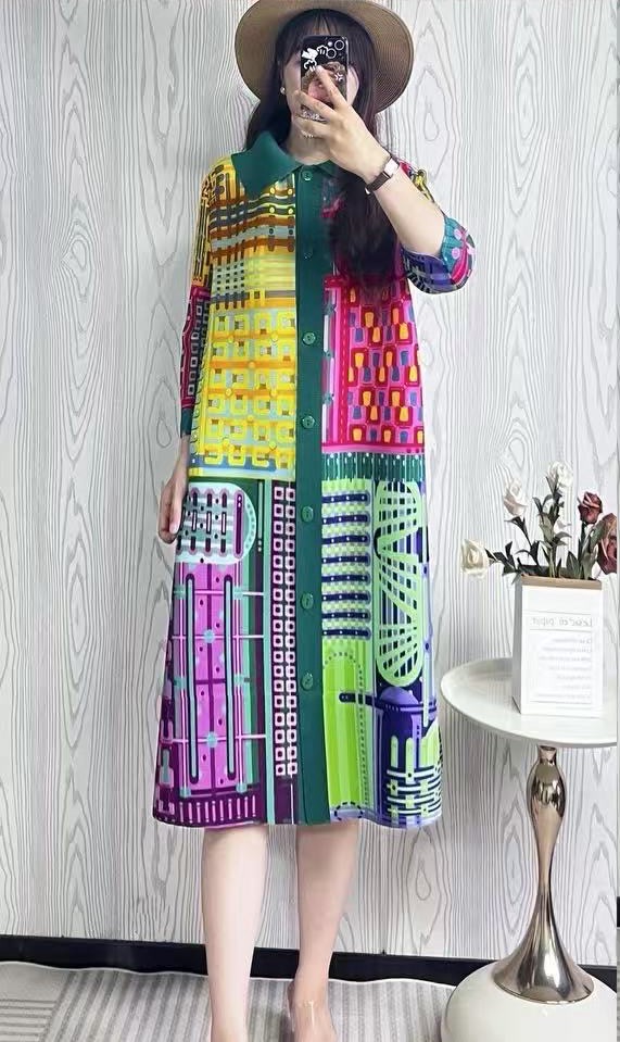 Original factory quality discount straight Miyake pleated medium long print slimming and age reducing mm dress with nine quarter sleeves Original factory quality discount straight Miyake pleated medium long print slimming and age reducing mm dress with nine quarter sleeves