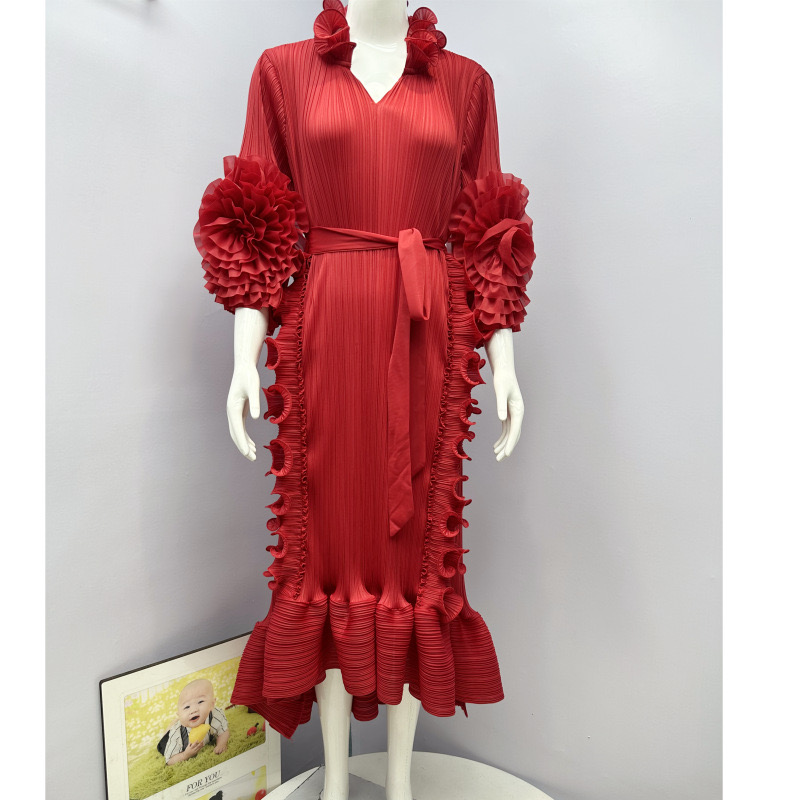 Sanzhai Foreign Trade European and American Style Black Fungus Edge Folded Dress with a Light and Mature Style, Three Dimensional Flower Solid Color, Large Skirt for Women Sanzhai Foreign Trade European and American Style Black Fungus Edge Folded Dress with a Light and Mature Style, Three Dimensional Flower Solid Color, Large Skirt for Women