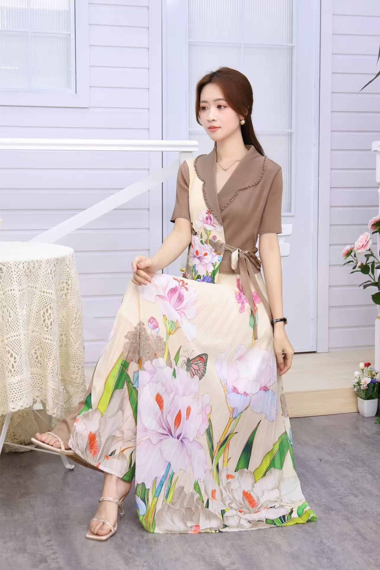 San Zhai 2025 fake two cross-border pleated nail bead pleated dresses in plus size, loose, European and American fashion prints, popular items San Zhai 2025 fake two cross-border pleated nail bead pleated dresses in plus size, loose, European and American fashion prints, popular items