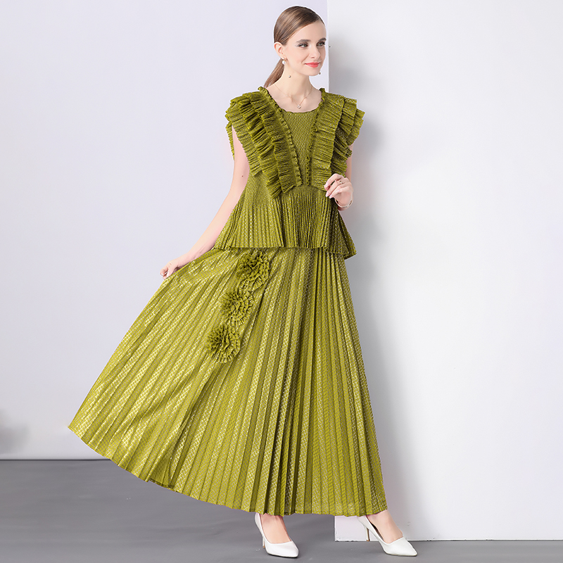 Miyake foreign trade hot stamping pleated ruffle edge European and American loose three-dimensional decoration top with split plate flower versatile pleated skirt