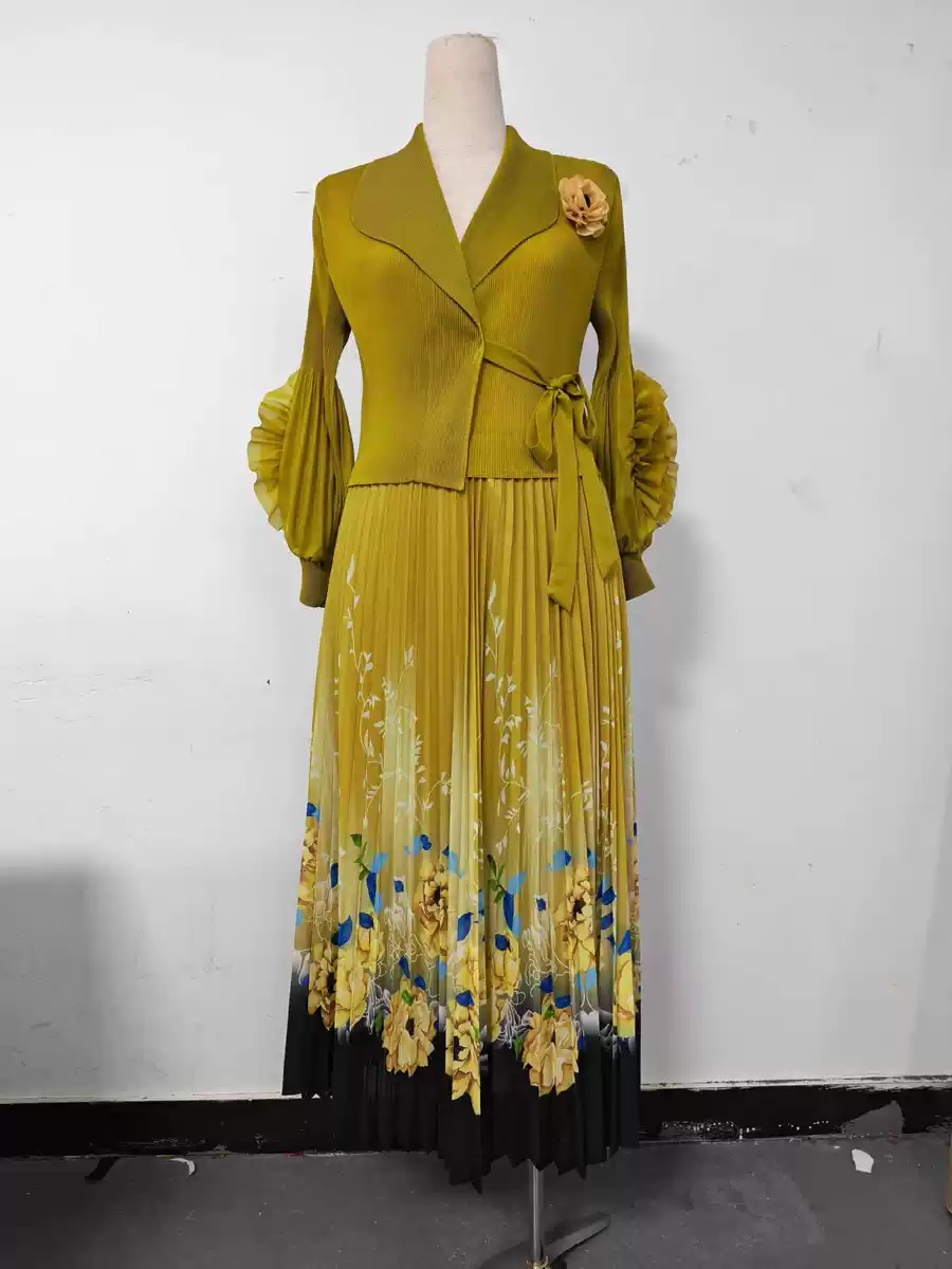 Foreign Trade: Three Houses, Africa, Europe, America, Printed, Customized, Flower Plate, Three Dimensional Decorative, Folded Dress, Elegant Suit, Collar, Women's Wear Foreign Trade: Three Houses, Africa, Europe, America, Printed, Customized, Flower Plate, Three Dimensional Decorative, Folded Dress, Elegant Suit, Collar, Women's Wear