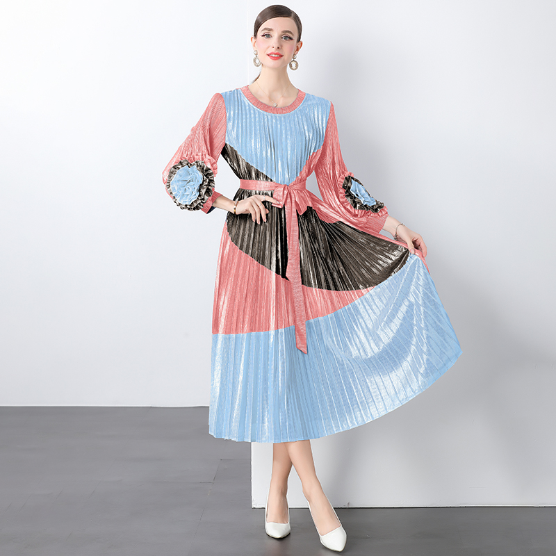 Miyake 2025 Cross border High end Hot Stamped Lantern Sleeve Folded Dress with Strap up 3D Decorative Flower Fairy Style Skirt Miyake 2025 Cross border High end Hot Stamped Lantern Sleeve Folded Dress with Strap up 3D Decorative Flower Fairy Style Skirt