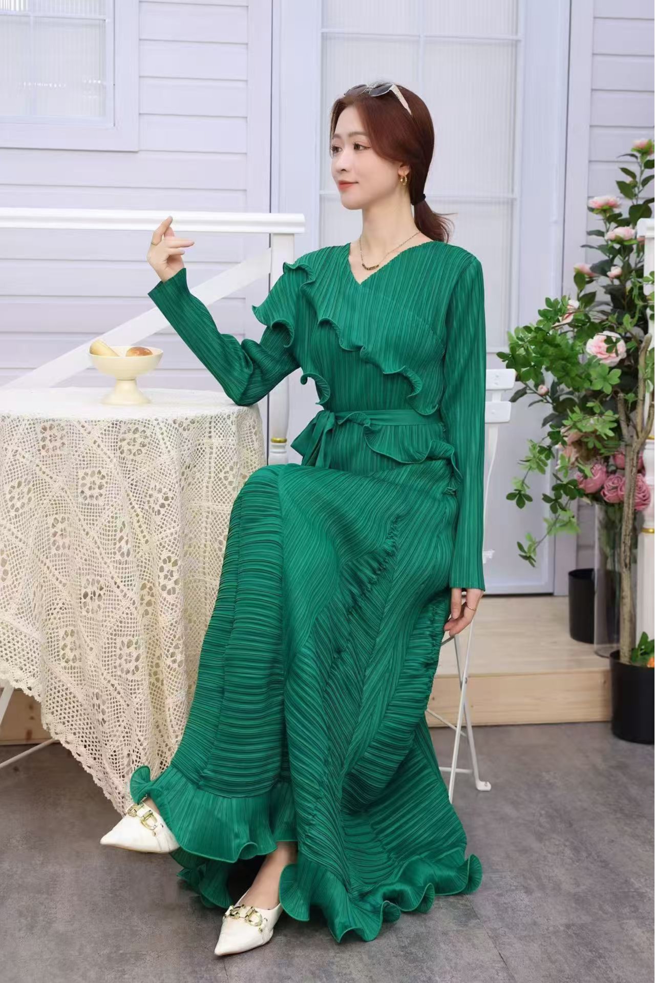 European and American cross-border three house mushroom edge heavy industry pleated long sleeved tied dress looks slim and high-end floral bud skirt long skirt European and American cross-border three house mushroom edge heavy industry pleated long sleeved tied dress looks slim and high-end floral bud skirt long skirt