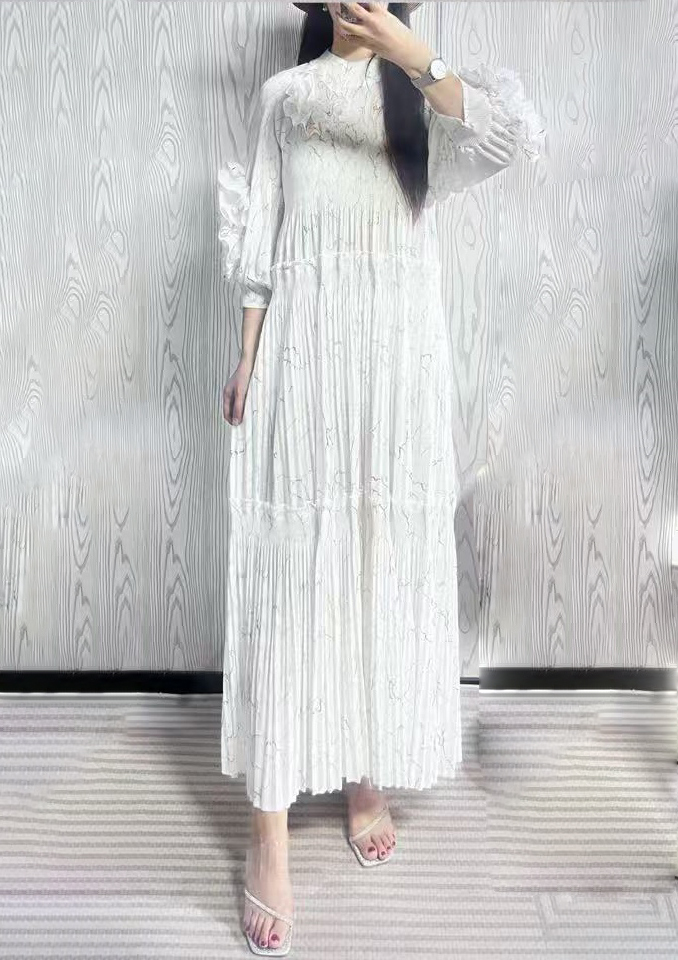 Printed pleated three-dimensional decorative flower plate flower autumn and winter loose slimming cross-border dress high-end lantern sleeve dress Printed pleated three-dimensional decorative flower plate flower autumn and winter loose slimming cross-border dress high-end lantern sleeve dress