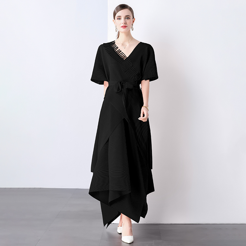 Miyake Foreign Trade Design Jacket Strap Fashion Loose Nail Bead tassel Irregular Wrinkle Solid Color V-neck Set Miyake Foreign Trade Design Jacket Strap Fashion Loose Nail Bead tassel Irregular Wrinkle Solid Color V-neck Set