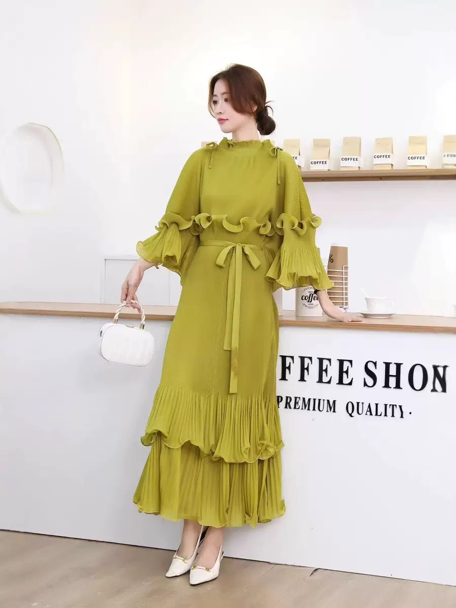 Miyake 2025 New Cross border Mushroom Edge Heavy Industry Design Horn Sleeve Lotus Leaf Edge Retro Wrinkle Women's Dress Miyake 2025 New Cross border Mushroom Edge Heavy Industry Design Horn Sleeve Lotus Leaf Edge Retro Wrinkle Women's Dress