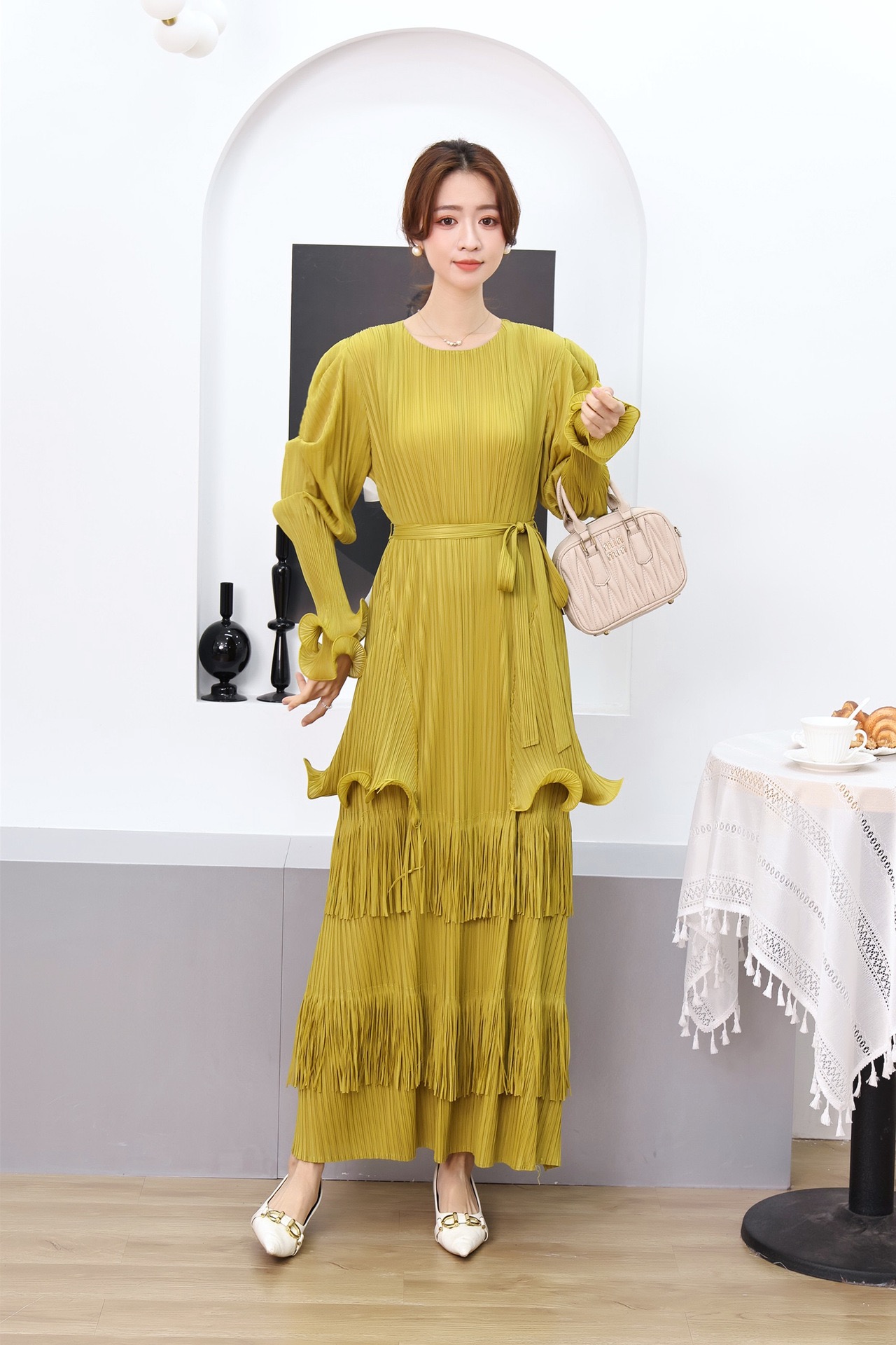 Miyake Cross border Heavy Industry Mushroom Edge Straightening tassel Folded Long Skirt Cake Skirt Long Sleeve Design Sensational Slimming Dress