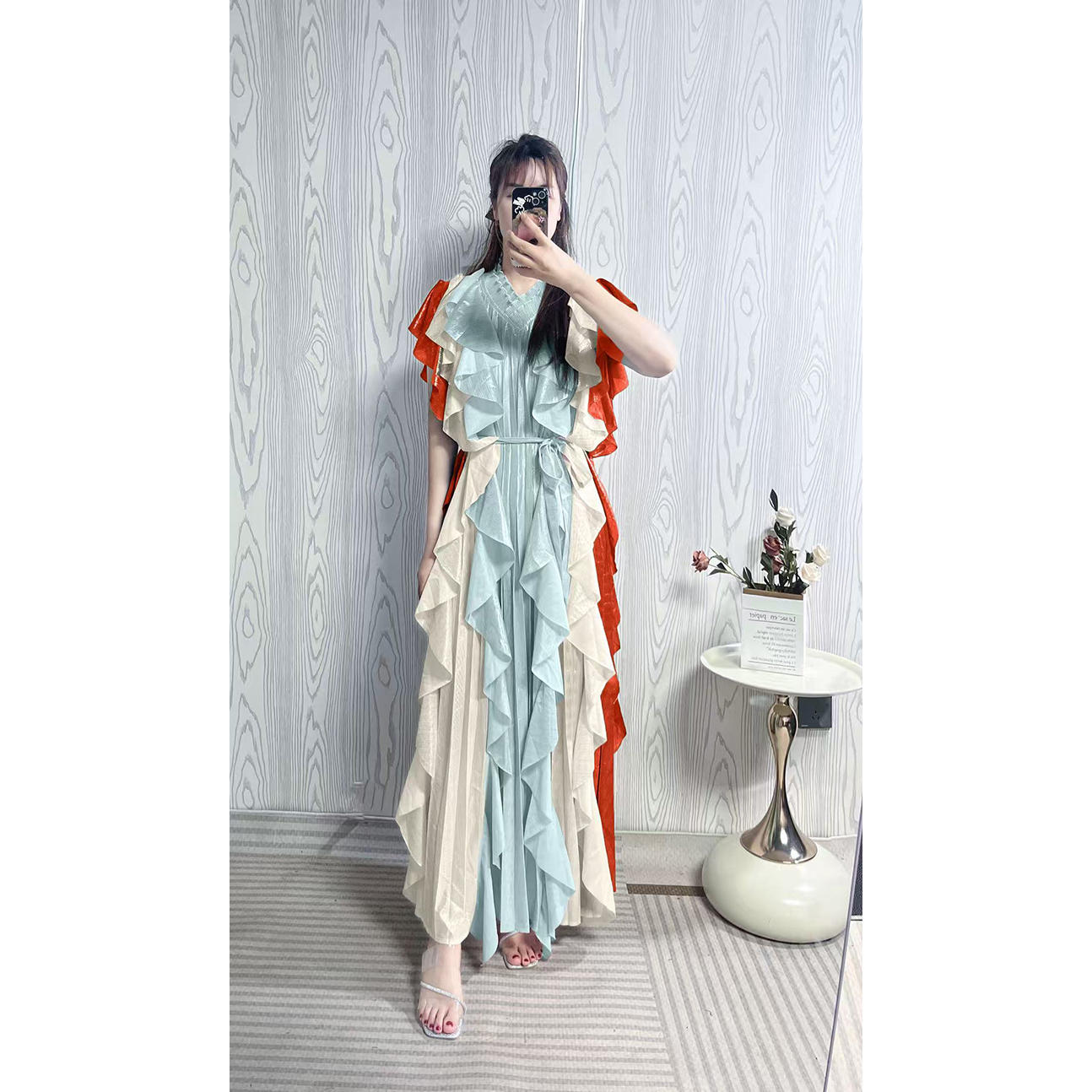 Design sense: Color blocked ruffle edge dress with pleats, high waist, European and American cross-border gold stamping heavy industry, elegant long skirt with fungus edge Design sense: Color blocked ruffle edge dress with pleats, high waist, European and American cross-border gold stamping heavy industry, elegant long skirt with fungus edge