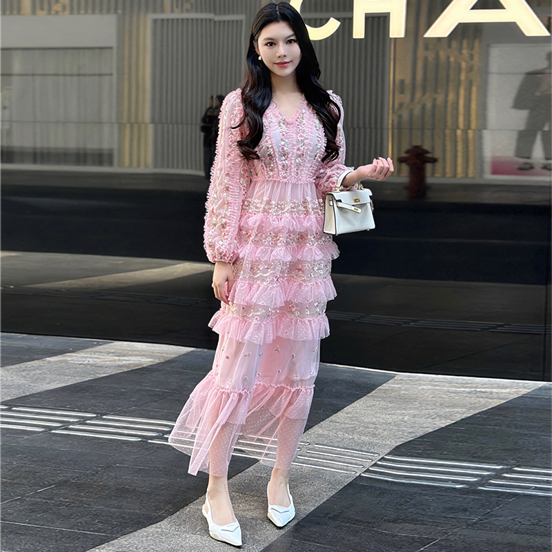 Realistic shooting of elegant temperament, heavy-duty color positioning embroidery long fairy dress Realistic shooting of elegant temperament, heavy-duty color positioning embroidery long fairy dress