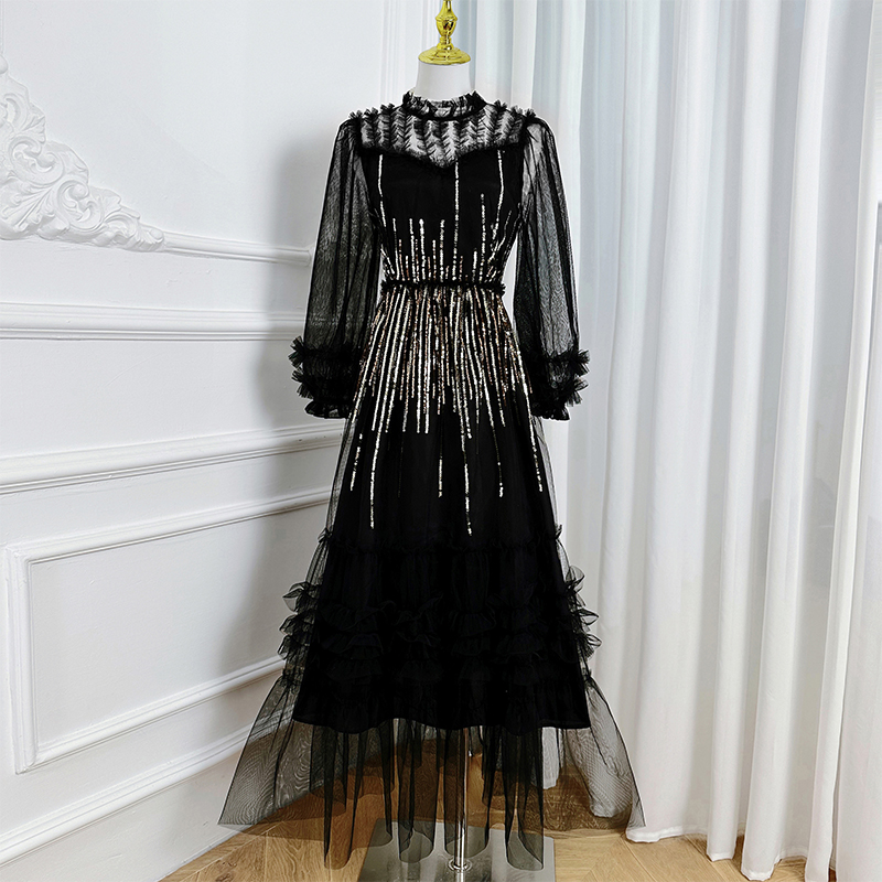 Real time shooting of high-quality heavy industry embroidery sequins, mesh splicing, black fungus edge, elegant dress, dress Real time shooting of high-quality heavy industry embroidery sequins, mesh splicing, black fungus edge, elegant dress, dress