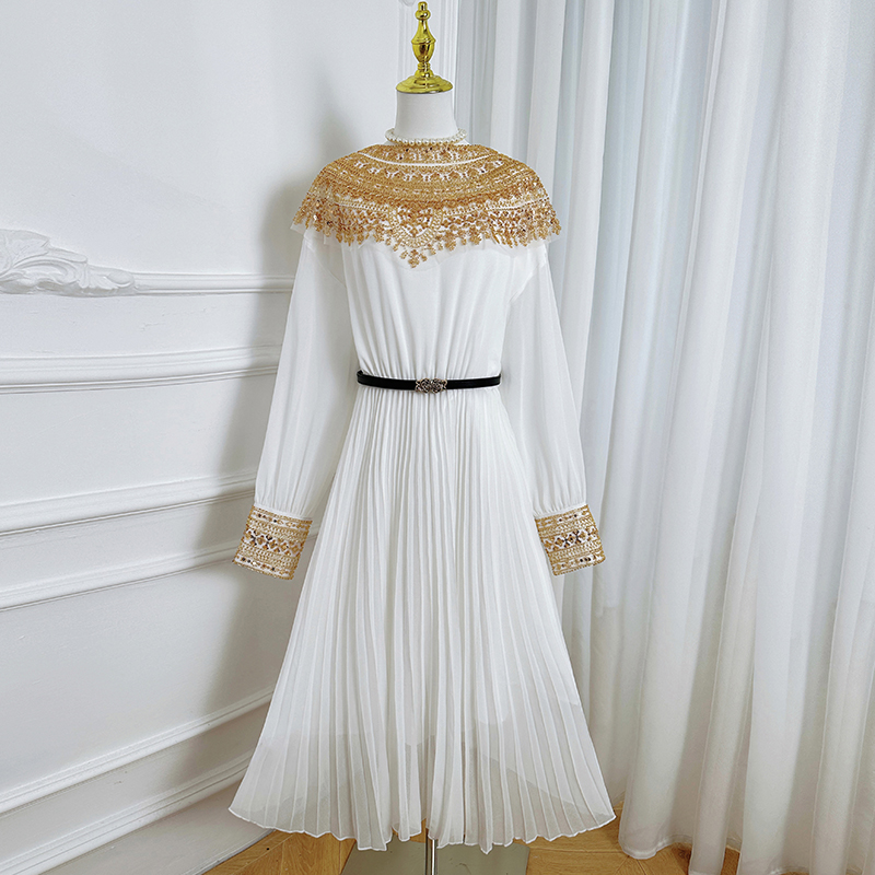 Real time shooting of high-end pleated waistband with gold bead sequins shawl and chiffon pleated large swing jumpsuit Real time shooting of high-end pleated waistband with gold bead sequins shawl and chiffon pleated large swing jumpsuit