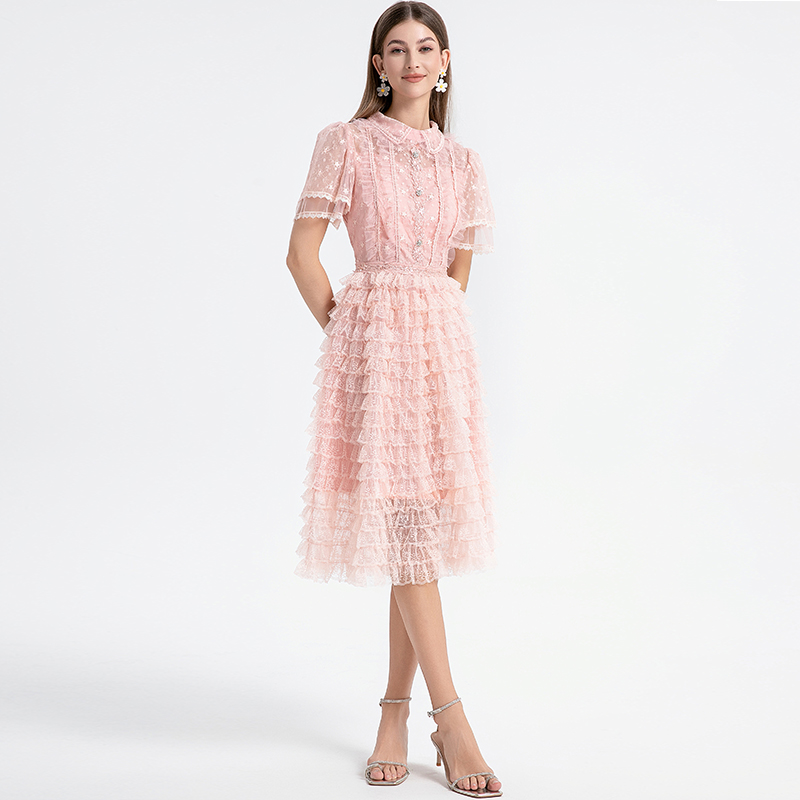 Real shot short sleeved French sweet lace lace cake skirt with nail and diamond waist cinching temperament dress
