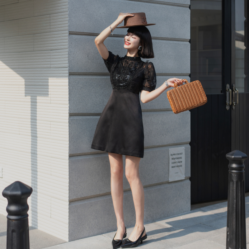 Real shot black light luxury summer heavy industry nail bead small fragrance style mid length dress with temperament Real shot black light luxury summer heavy industry nail bead small fragrance style mid length dress with temperament