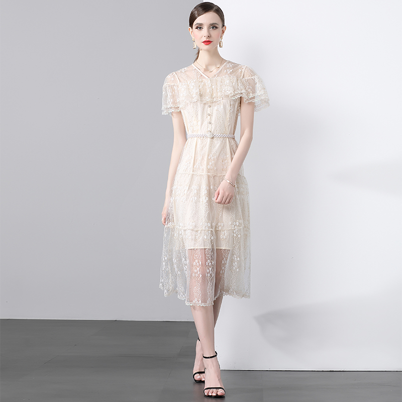 Realistic French high-end ruffled V-neck pearl belt small fragrant style dress Realistic French high-end ruffled V-neck pearl belt small fragrant style dress