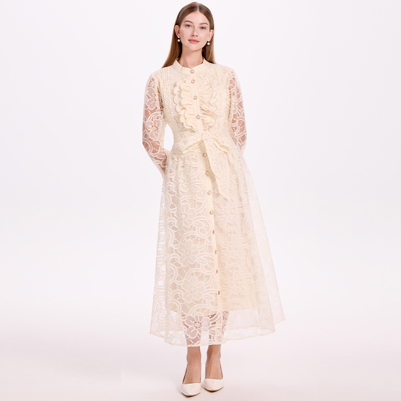 Real time shooting of embroidered cardigan with imperial style and wooden ears, loose waistband, elegant spring and autumn dress Real time shooting of embroidered cardigan with imperial style and wooden ears, loose waistband, elegant spring and autumn dress