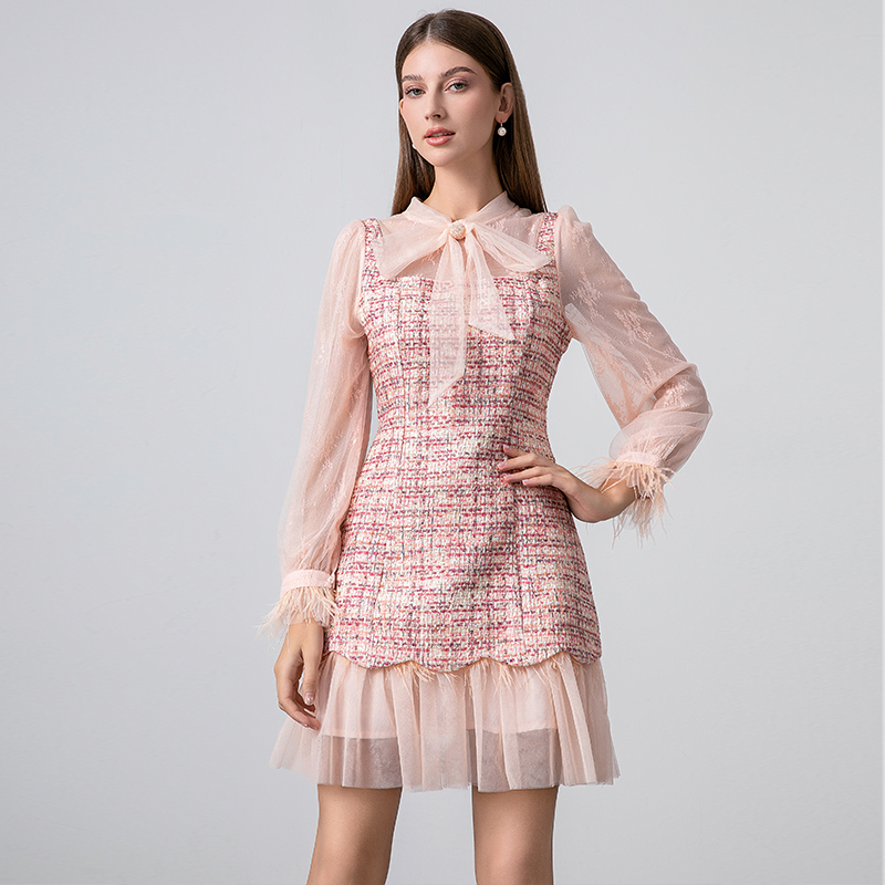 Real shot of heavy industry lace splicing color coarse woolen small fragrance style big bow ostrich fur dress