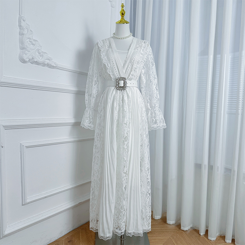 Real shot of Heavy Industry Chiffon Splicing Lace Two piece Set with Palace Style and Crystal Belt Dress Real shot of Heavy Industry Chiffon Splicing Lace Two piece Set with Palace Style and Crystal Belt Dress