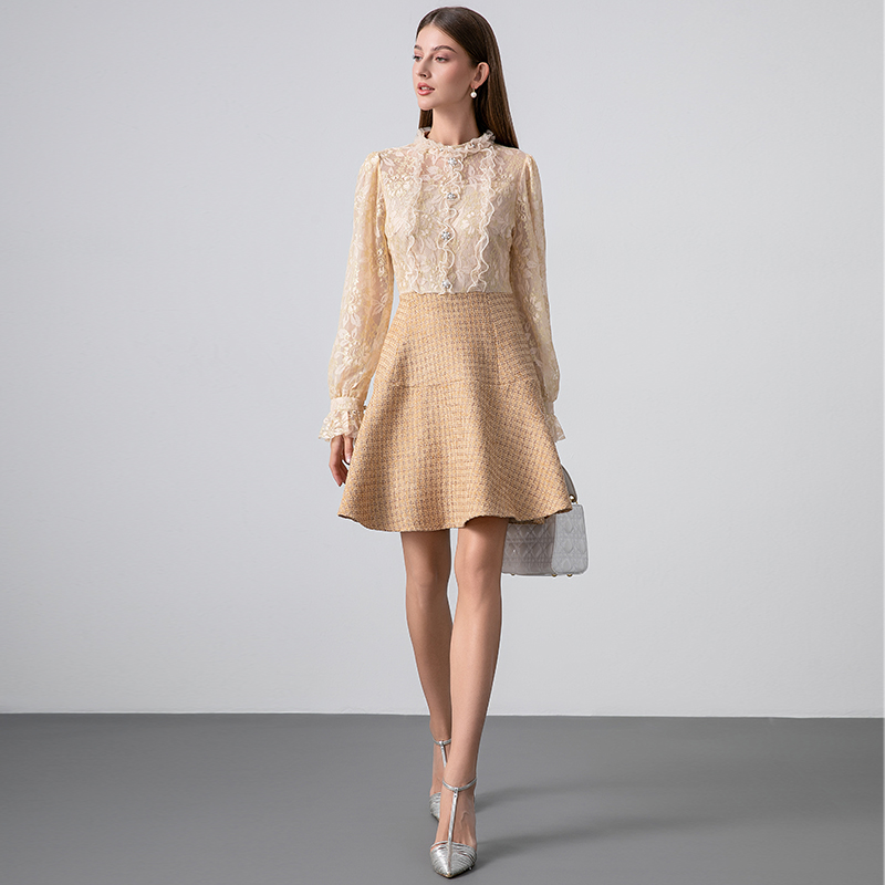 Real shot of high-quality lace patchwork coarse woolen temperament fake two small fragrant nail bead dresses from Heavy Industry