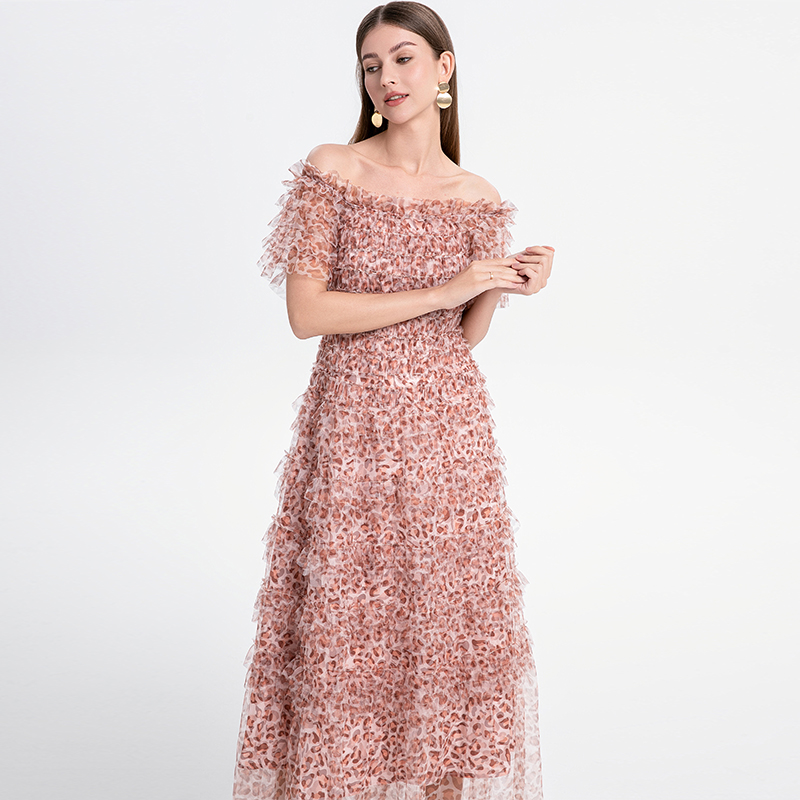 Realistic shooting of exquisite French leopard print bubble sleeve one shoulder mesh dress with elegant temperament Realistic shooting of exquisite French leopard print bubble sleeve one shoulder mesh dress with elegant temperament