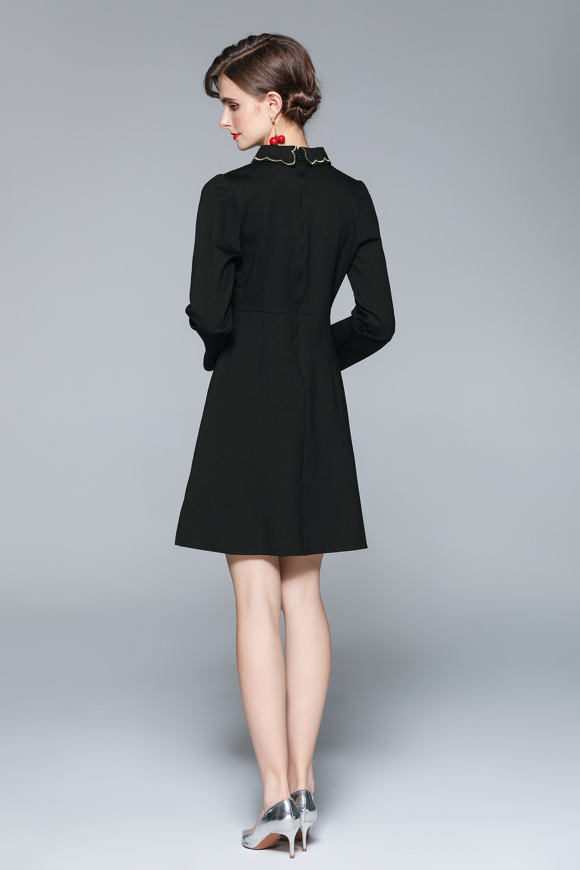 Real shot - Exquisite temperament lapel single breasted heavy embroidery waist slimming autumn and winter dress Real shot - Exquisite temperament lapel single breasted heavy embroidery waist slimming autumn and winter dress