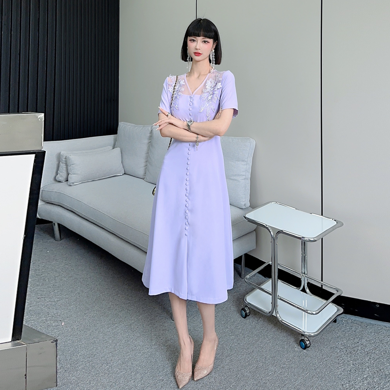 Real shot - Nail bead embroidered dress for women, light and mature French high-end design, slimming and split V-neck Real shot - Nail bead embroidered dress for women, light and mature French high-end design, slimming and split V-neck