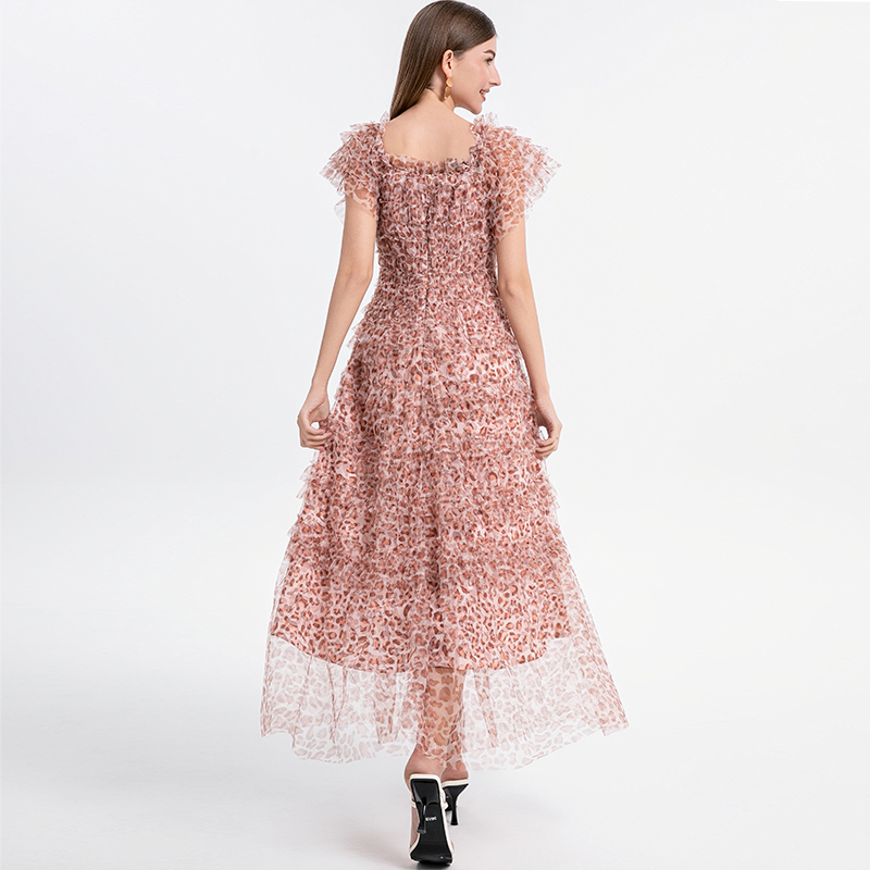 Realistic shooting of exquisite French leopard print bubble sleeve one shoulder mesh dress with elegant temperament Realistic shooting of exquisite French leopard print bubble sleeve one shoulder mesh dress with elegant temperament