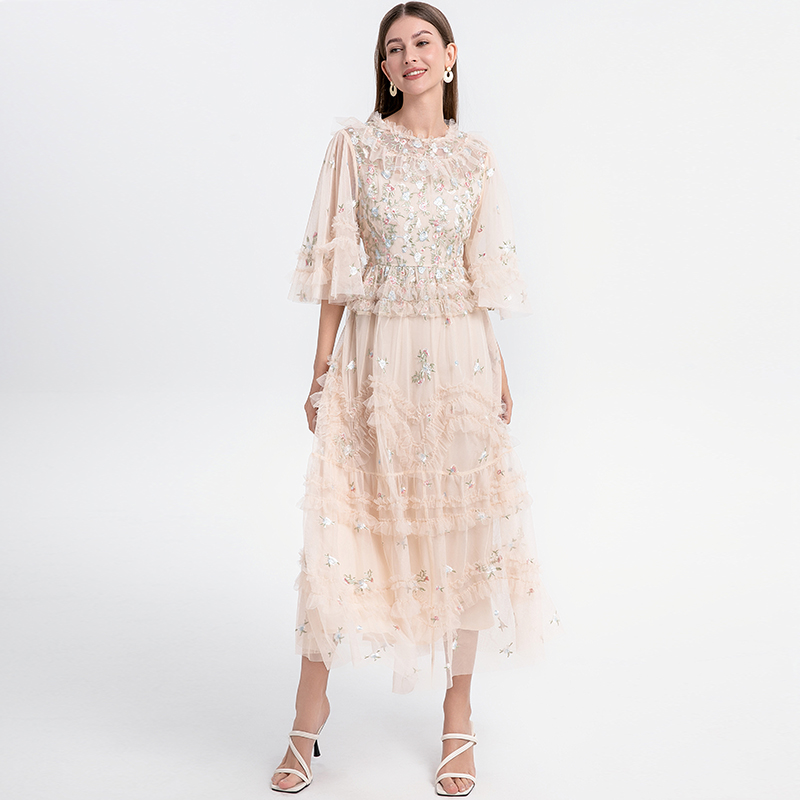 Realistic shooting of high-quality heavy-duty round neck lotus leaf mesh embroidered with sweet temperament, large swing dress Realistic shooting of high-quality heavy-duty round neck lotus leaf mesh embroidered with sweet temperament, large swing dress