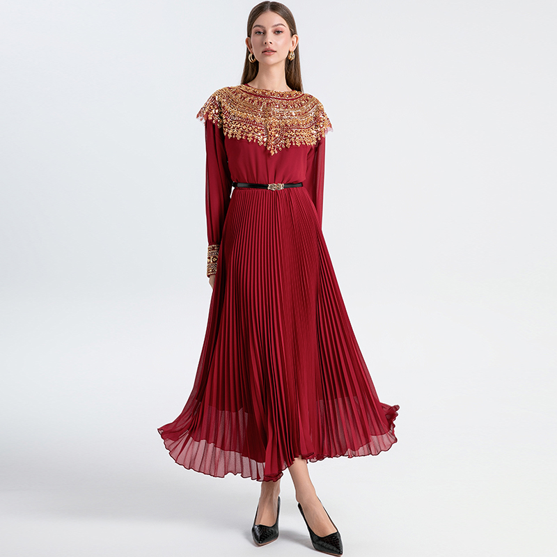 Real time shooting of high-end pleated waistband with gold bead sequins shawl and chiffon pleated large swing jumpsuit Real time shooting of high-end pleated waistband with gold bead sequins shawl and chiffon pleated large swing jumpsuit