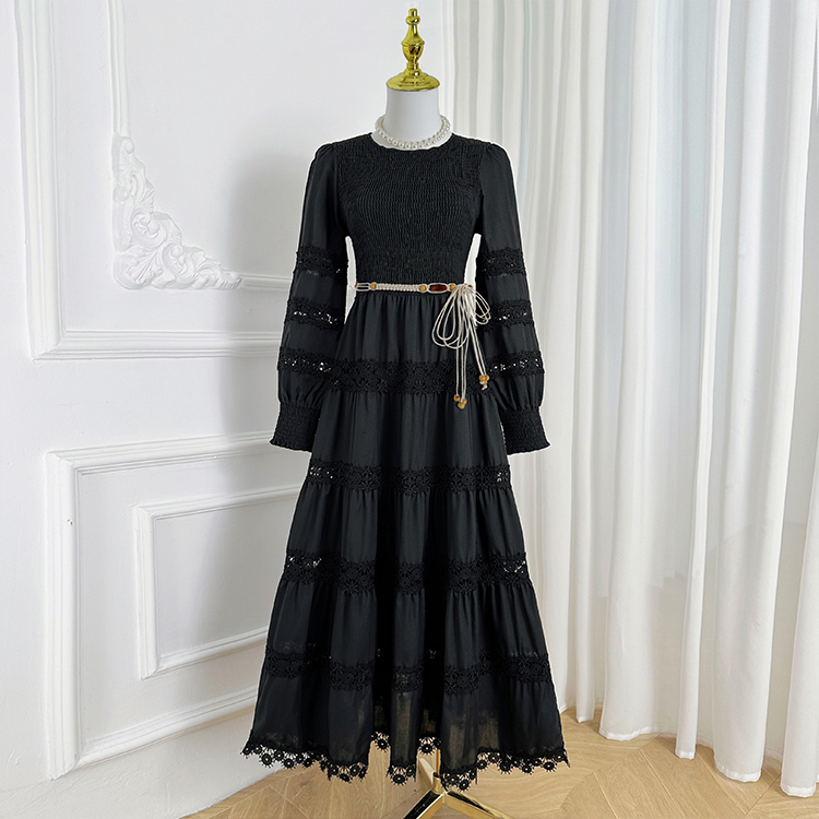 Real shot of heavy-duty French retro long skirt with hollow lace up, solid color waist cinching, slimming round neck, lace stitching Real shot of heavy-duty French retro long skirt with hollow lace up, solid color waist cinching, slimming round neck, lace stitching