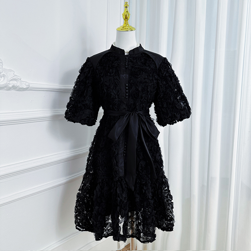 Real shot short heavy-duty three-dimensional rose solid color loose fit European and American temperament dress Real shot short heavy-duty three-dimensional rose solid color loose fit European and American temperament dress