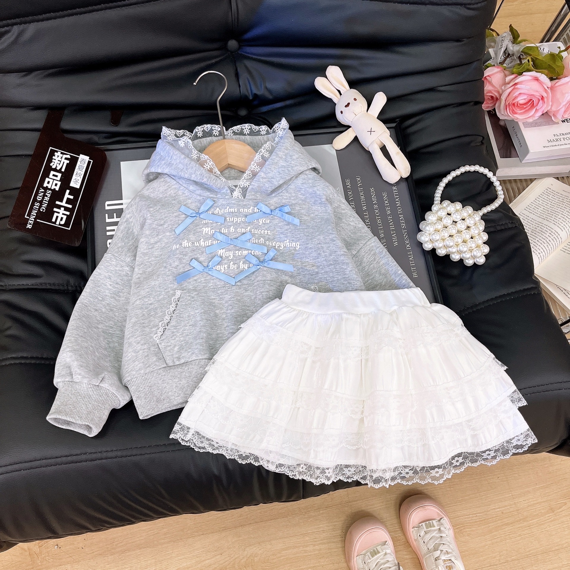2025 Girls' Fashion Hooded Bow Hoodie, Lace Half Skirt, Two Piece Set, Cute Hoodie Set, Trendy