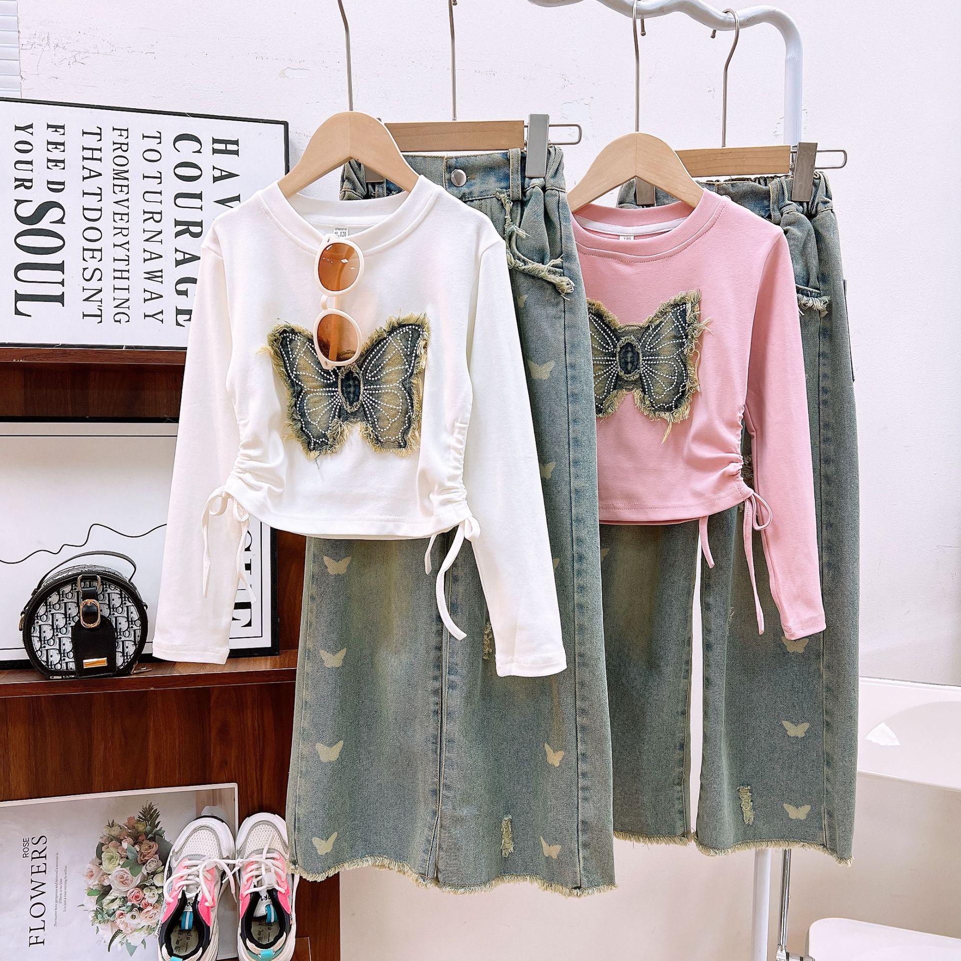 2025 Spring New Girls' Set with Large Children's Fashion Butterfly Embroidered Top and Cowboy Pants, Two Piece Set Trendy
