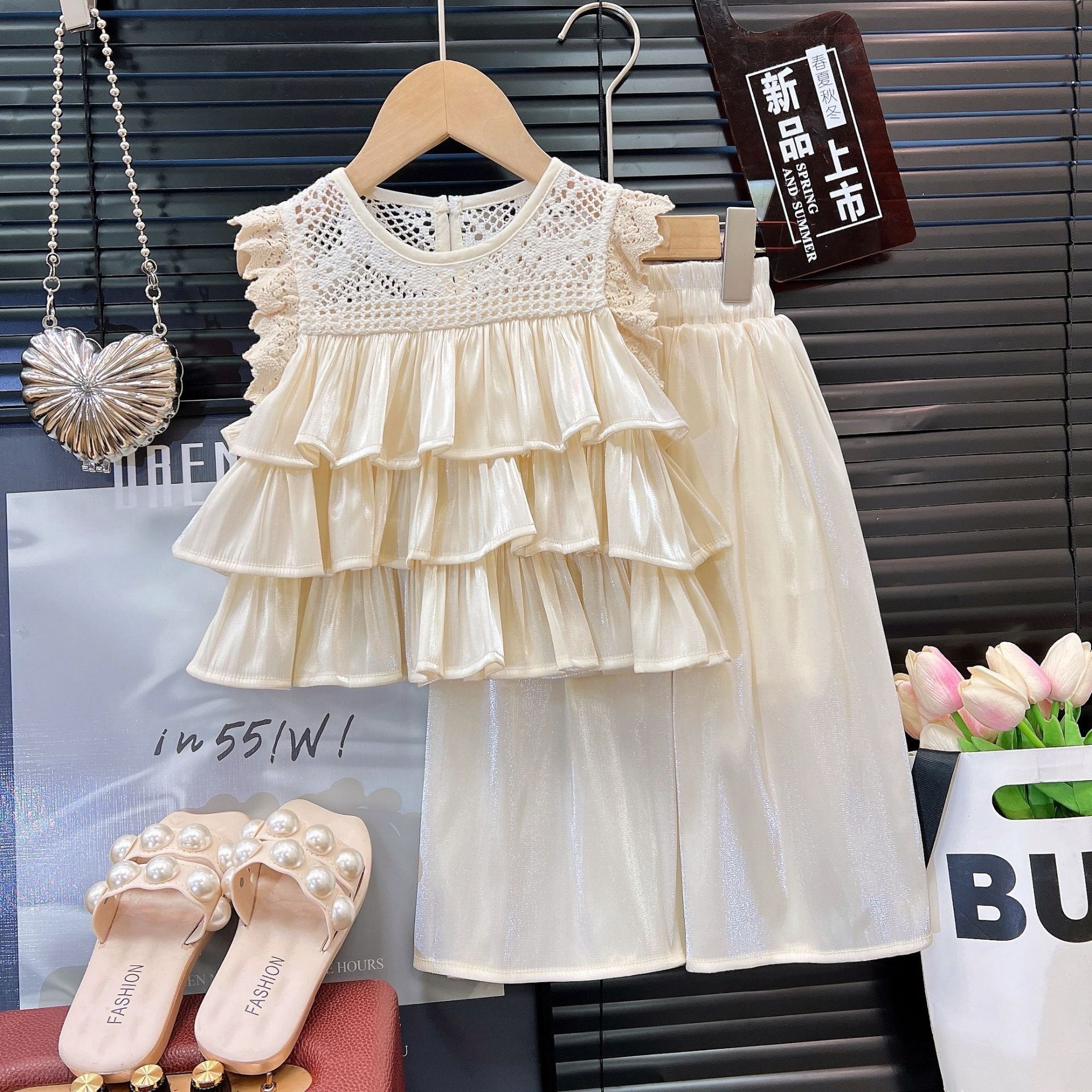 Girls' 2025 Spring and Summer New Children's Clothing, Cute Cake Doll Shirt with Wide Legs, Two Piece Set 25005