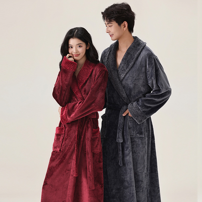 Spot Sleeping Robes Women's Autumn/Winter Coral Velvet Thickened Winter Bathrobe Pajamas Flannel Couple Pajamas Men's Home Clothes