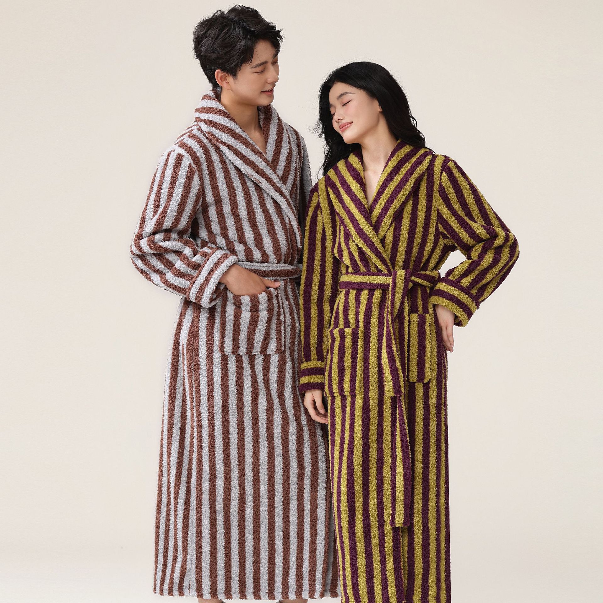 2025 new stock autumn and winter women's sleepwear, rice grain velvet thickened warm nightgown, couple coral velvet bathrobe 2025 new stock autumn and winter women's sleepwear, rice grain velvet thickened warm nightgown, couple coral velvet bathrobe
